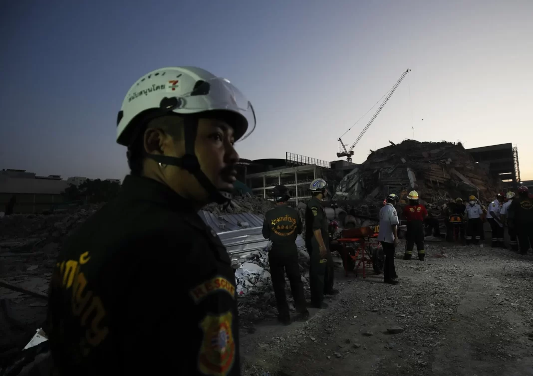 earthquake rocks thailand