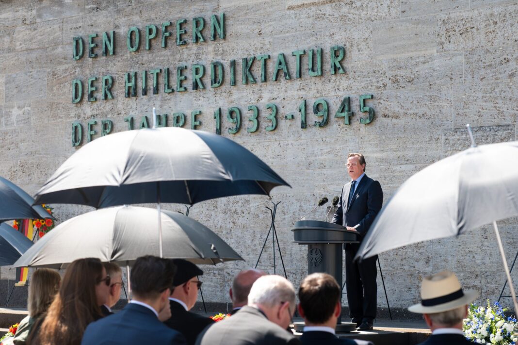 Berlin Ceremony Highlights Dangers of Rising Far-Right Ideologies